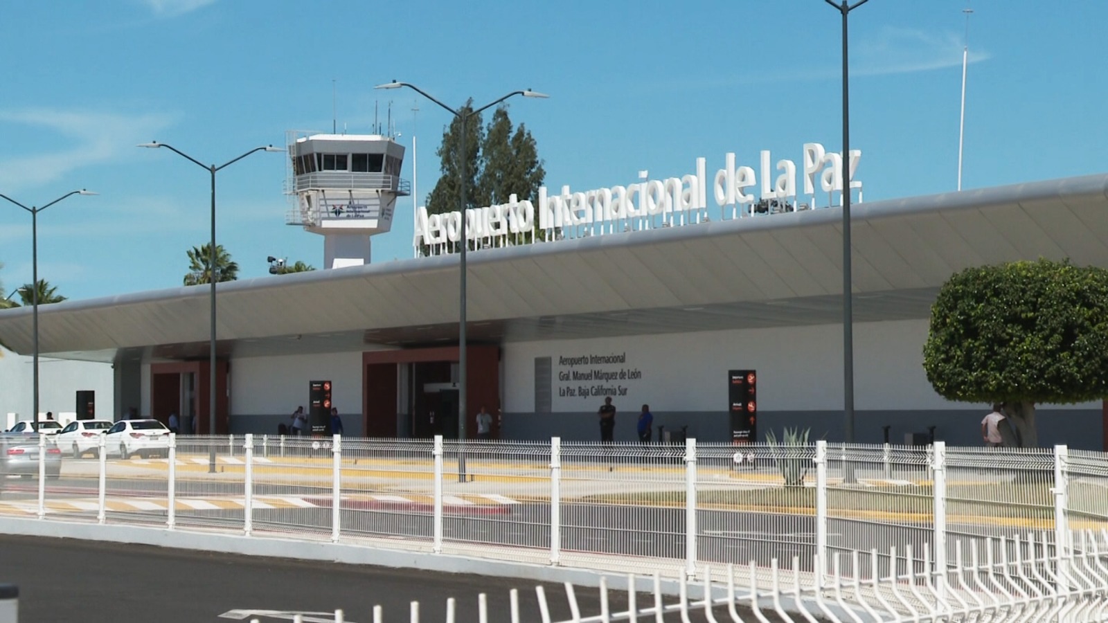 395 millones de pesos se invirtió en el Aeropuerto Internacional de La Paz